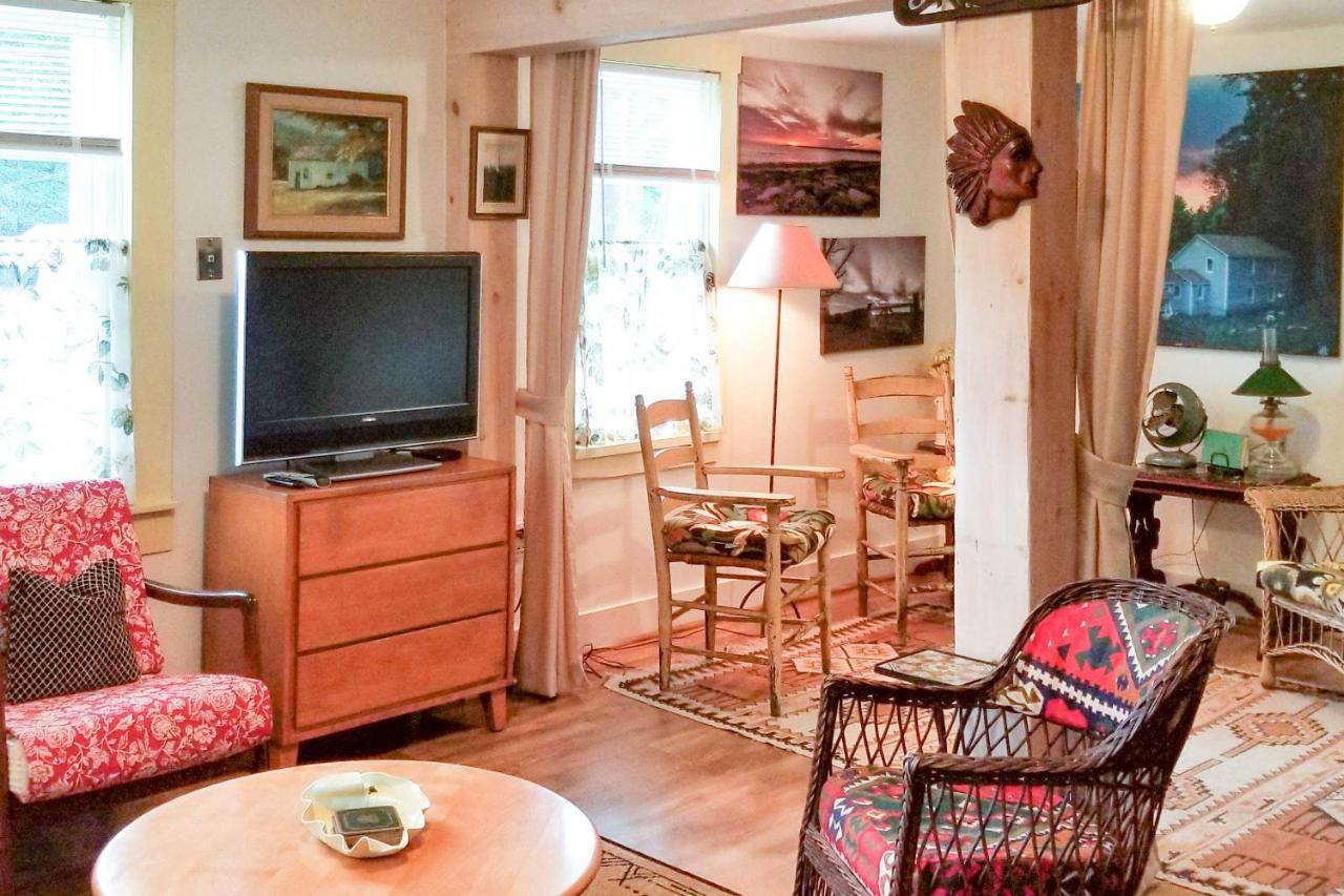 Rustic-Chic Cottage With Yard And Grill - Near Hiking! Northfield Zewnętrze zdjęcie